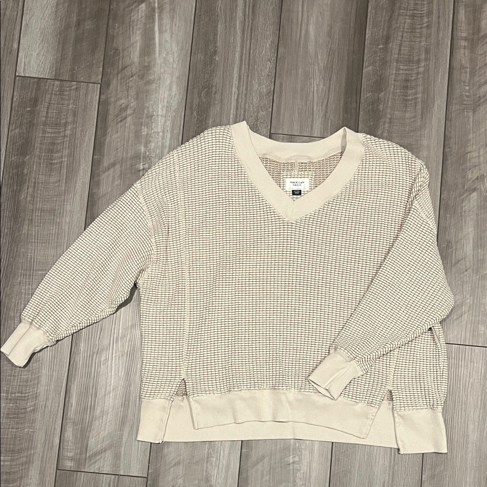 American Eagle Oversized Big Hug Waffle V-Neck Sweater - Cream